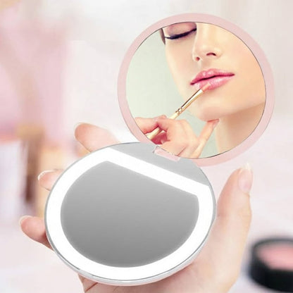 CosmeTion – Flawless makeup anywhere with perfect lighting